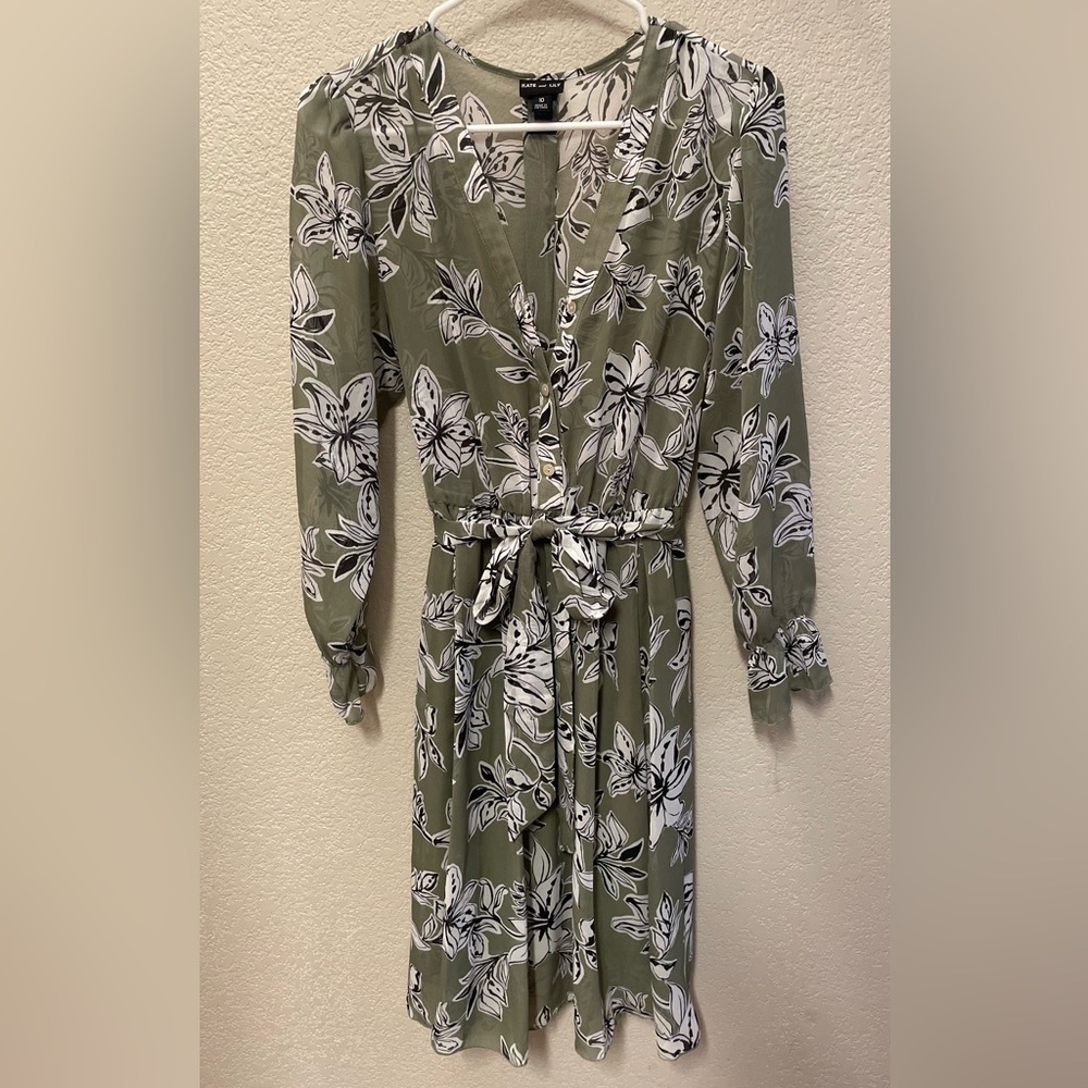 NWOT Kate And Lily Midi  Floral Green Dress